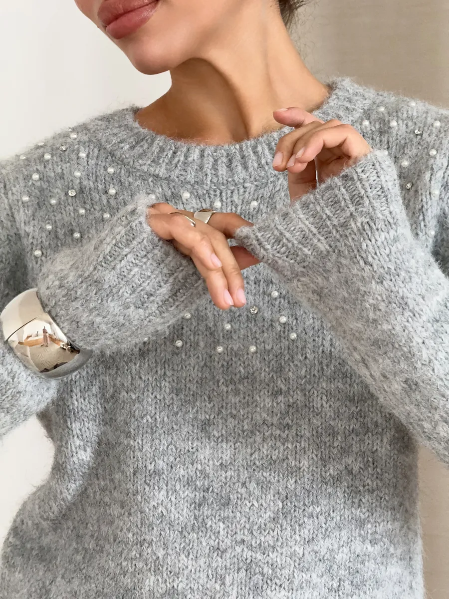 Свитер вязаный пушистый шерстяной