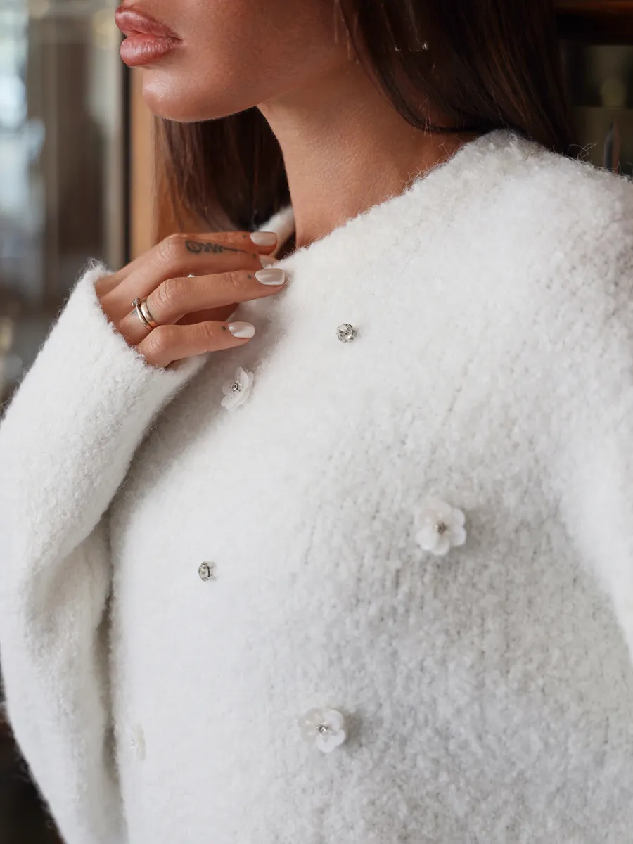 Джемпер вязаный пушистый шерстяной