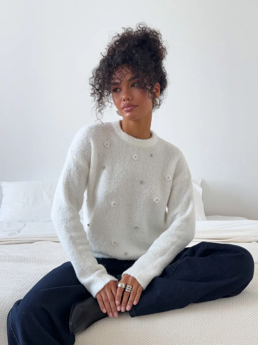 Джемпер вязаный пушистый шерстяной