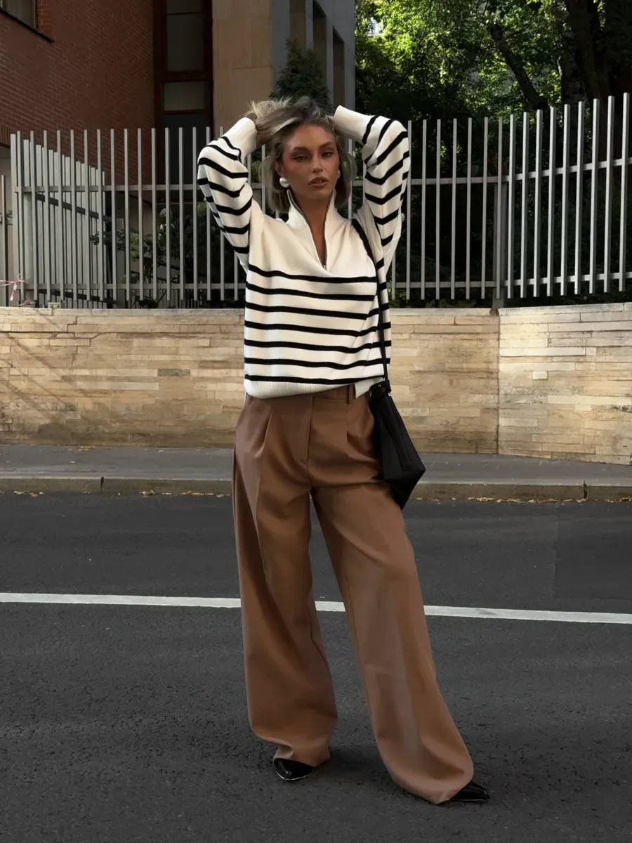 Свитер оверсайз с горлом на молнии