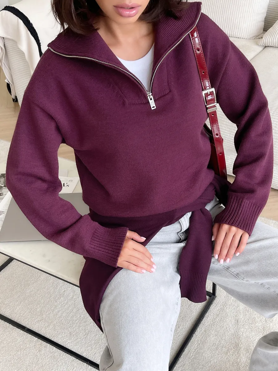 Свитер оверсайз с горлом на молнии