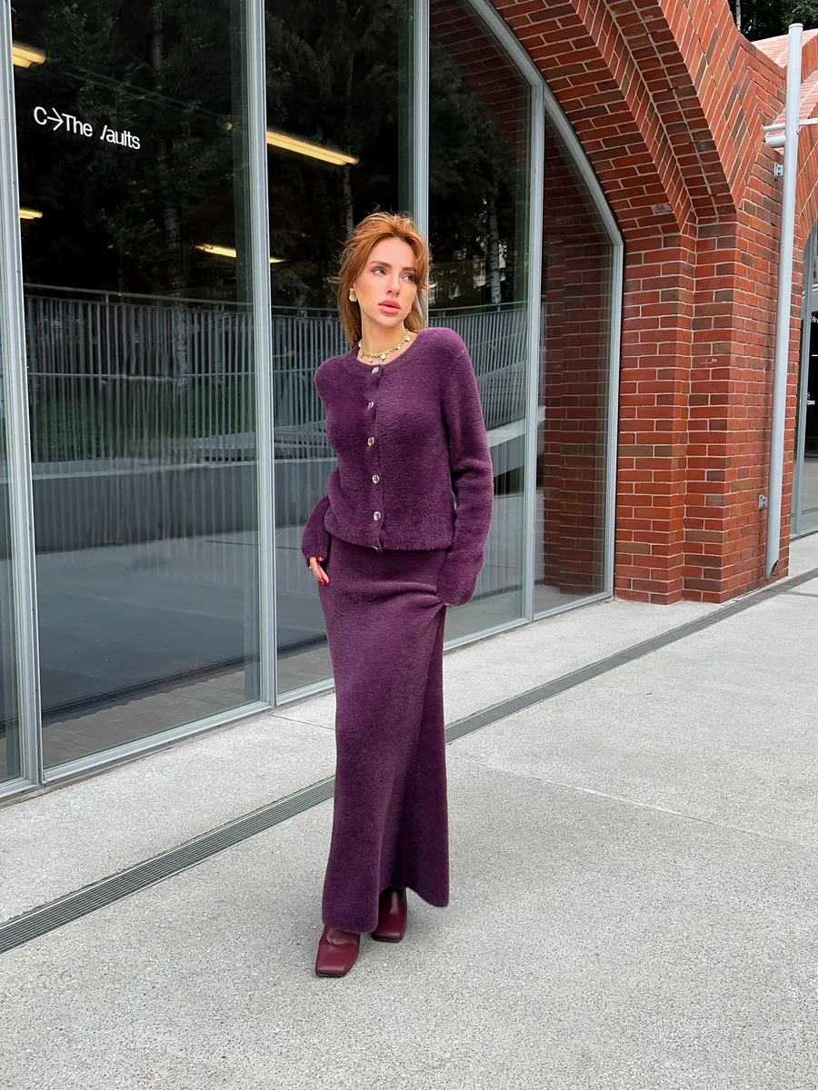 Костюм вязаный c кардиганом и юбкой