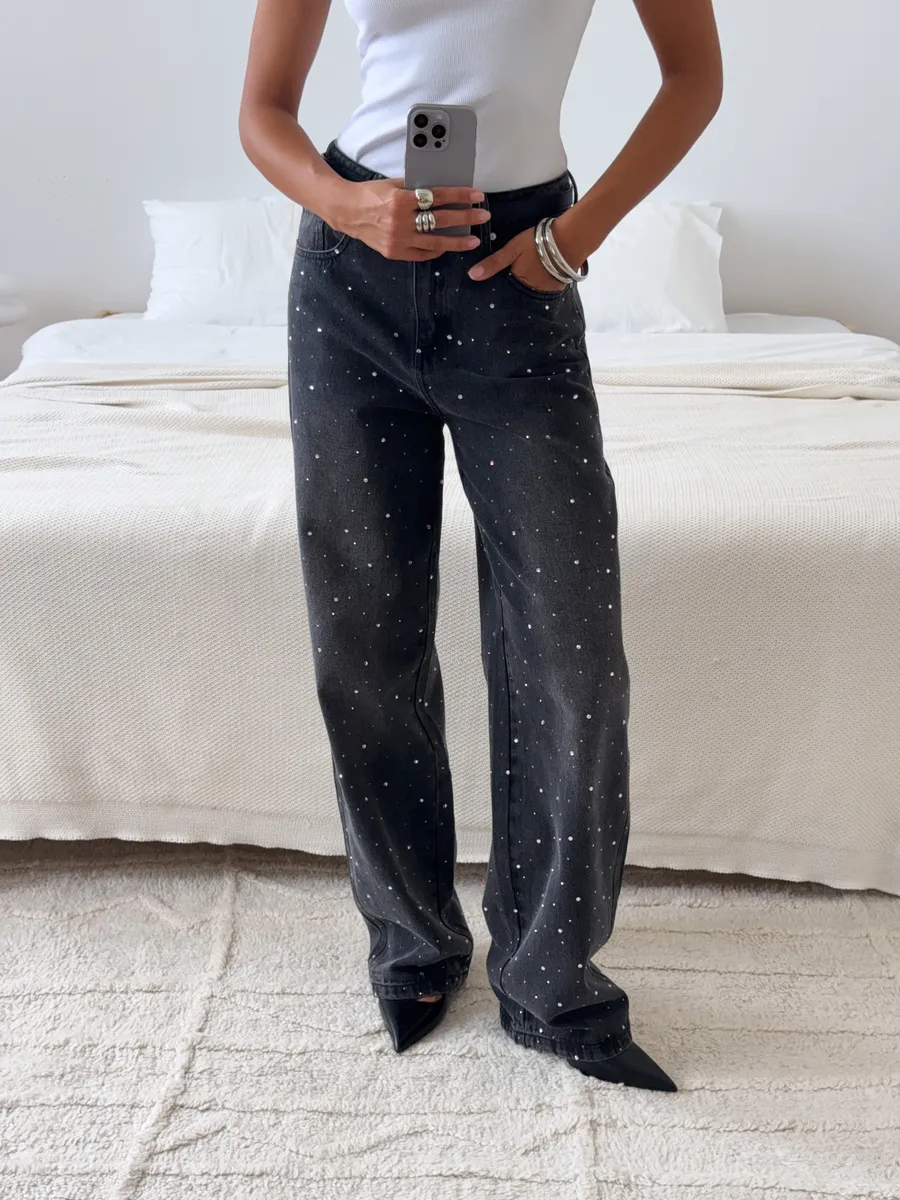 Джинсы прямые багги со стразами