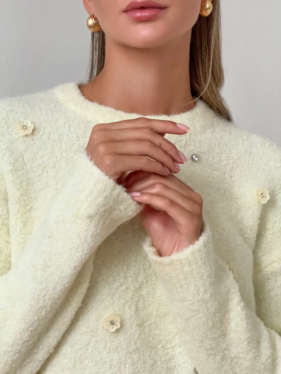 Джемпер вязаный пушистый шерстяной