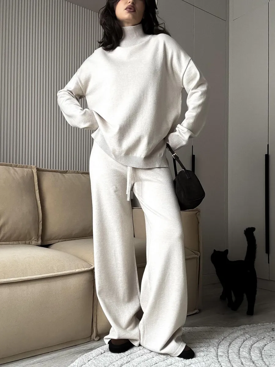 Костюм теплый вязаный с брюками