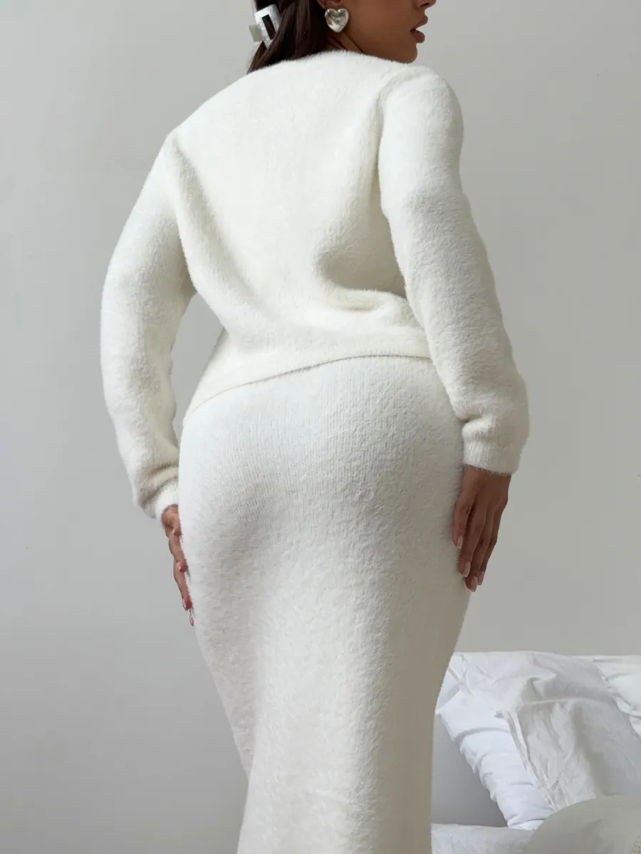 Костюм вязаный c кардиганом и юбкой