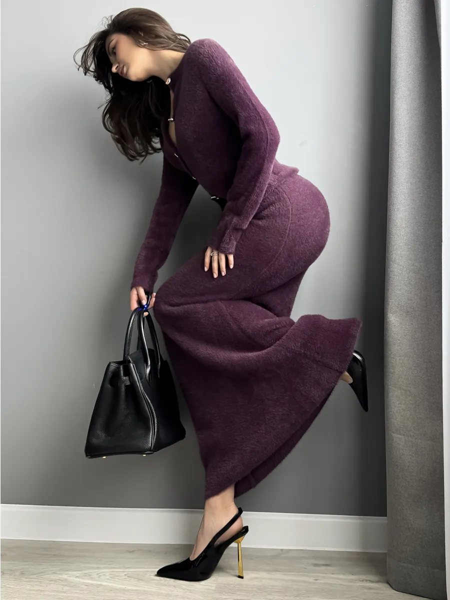 Костюм вязаный c кардиганом и юбкой