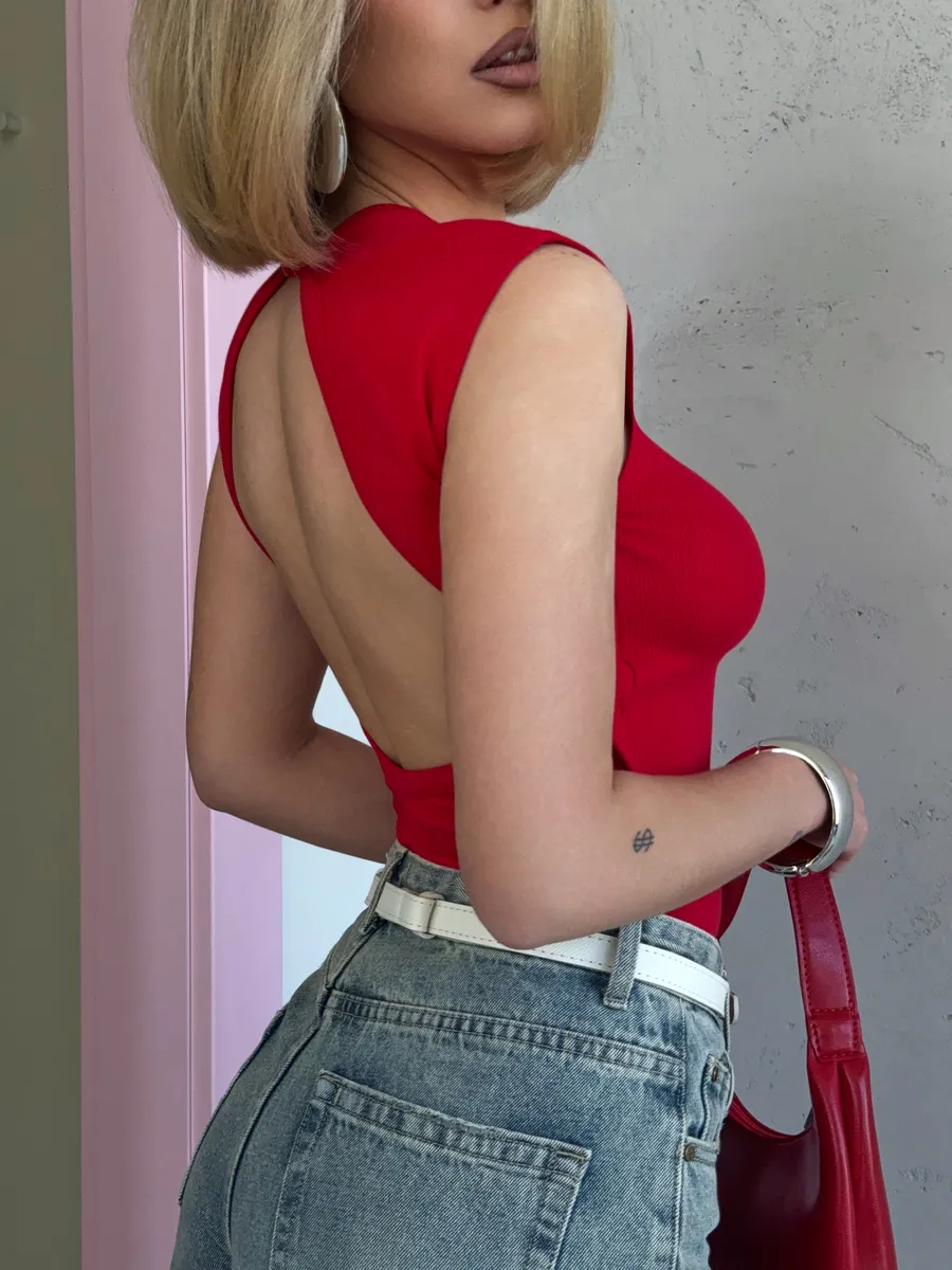 Топ летний с открытой спиной Лулу