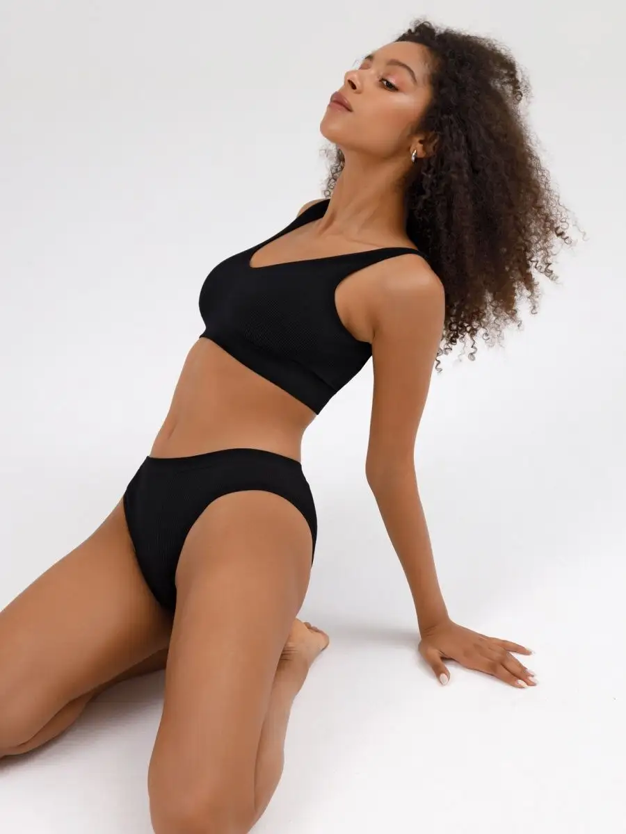 Нижнее белье комплект Тихиро бесшовное в рубчик