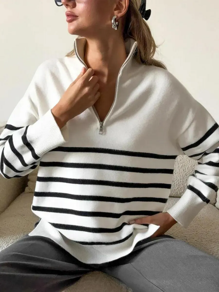 Свитер оверсайз с горлом на молнии