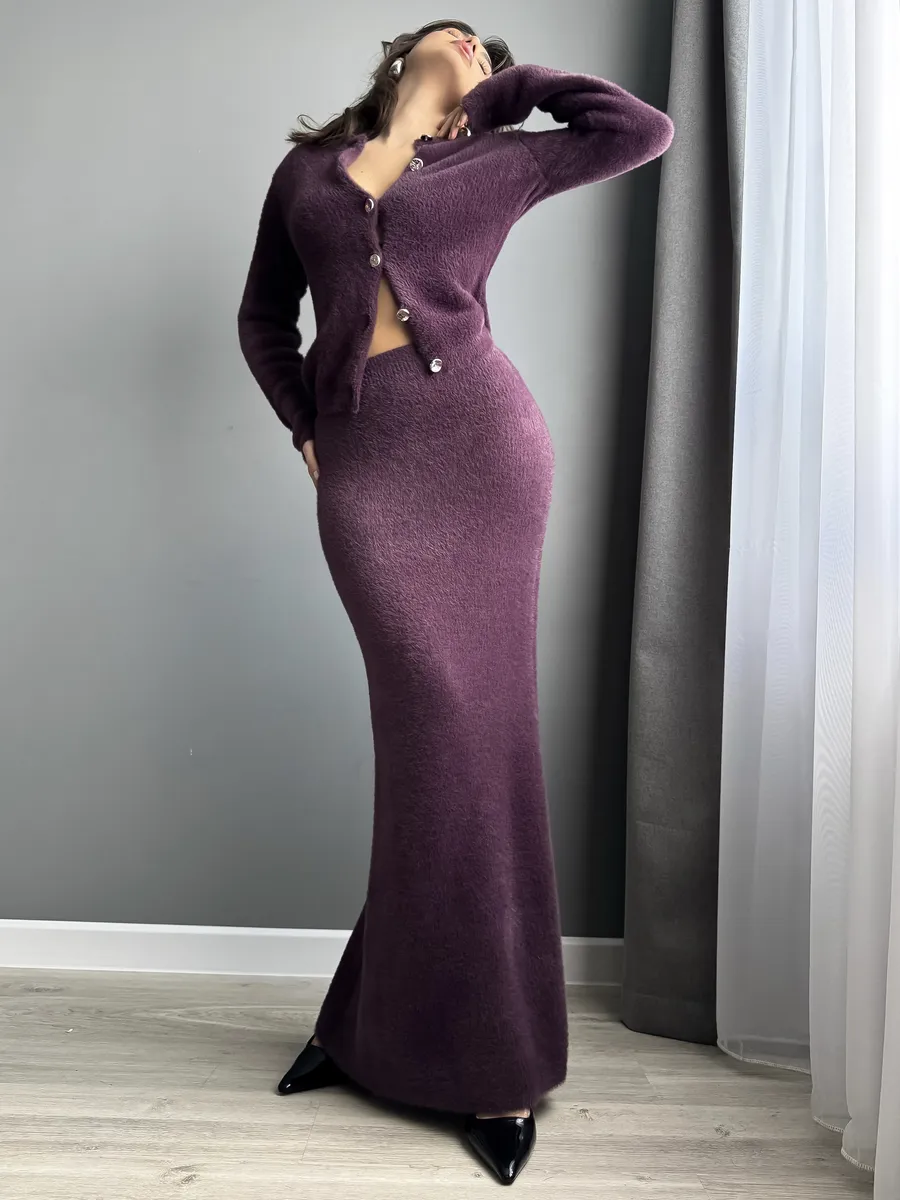 Костюм вязаный c кардиганом и юбкой