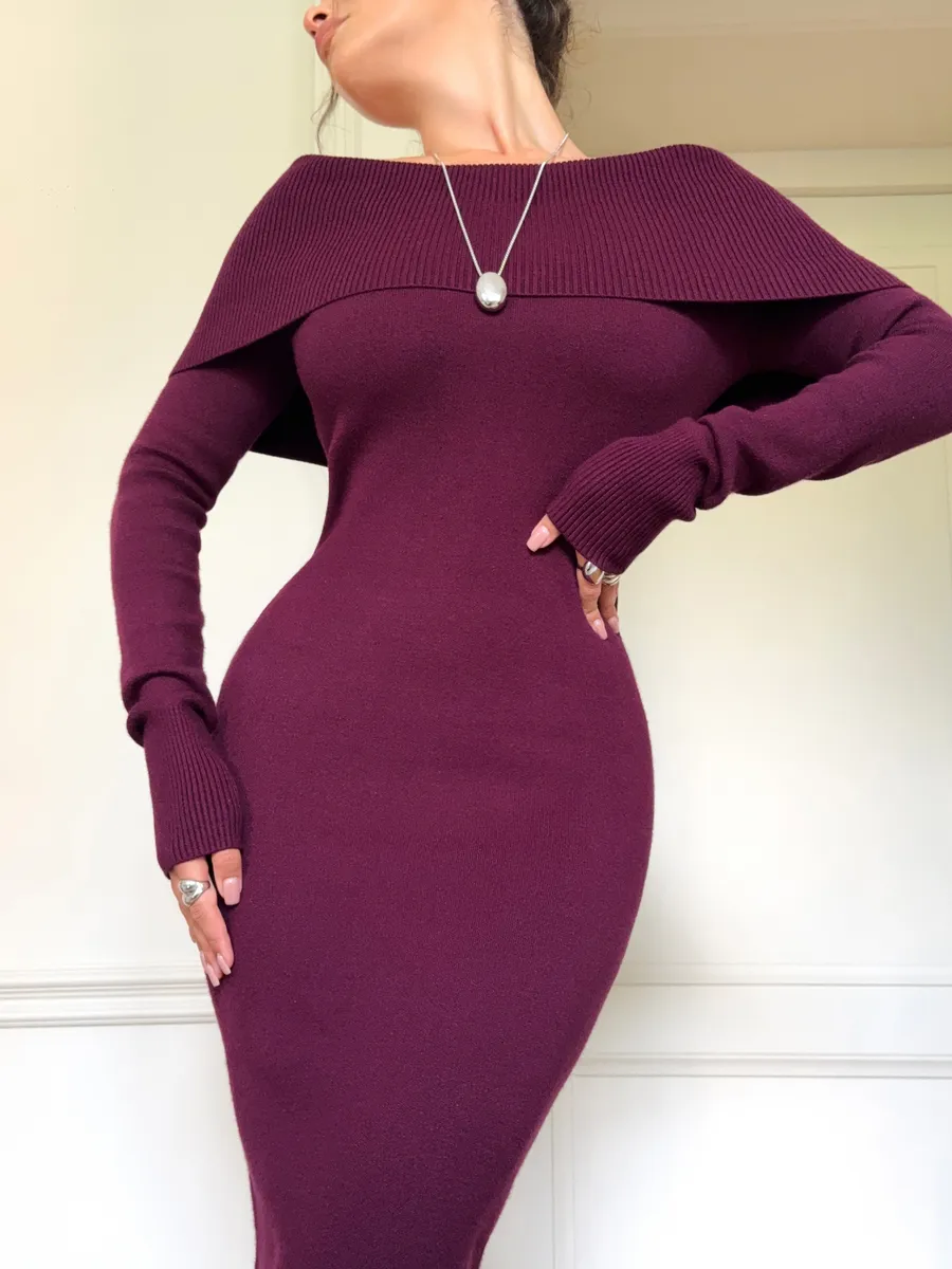 Платье вязаное длинное с открытыми плечами