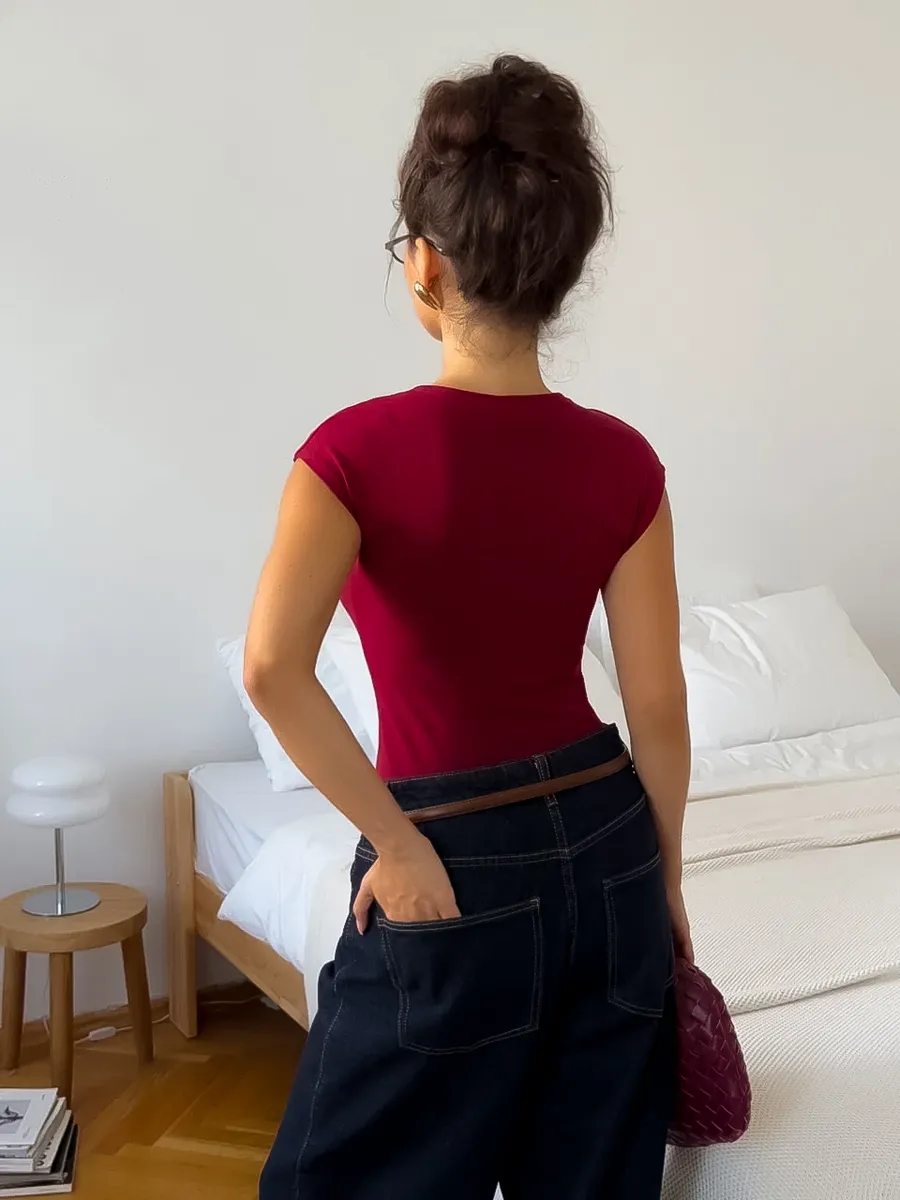 Топ футболка скимс под пиджак