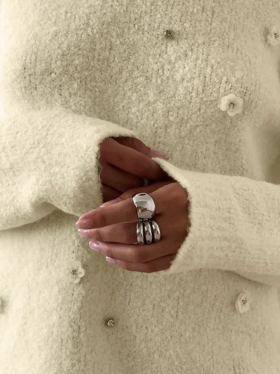 Джемпер вязаный пушистый шерстяной